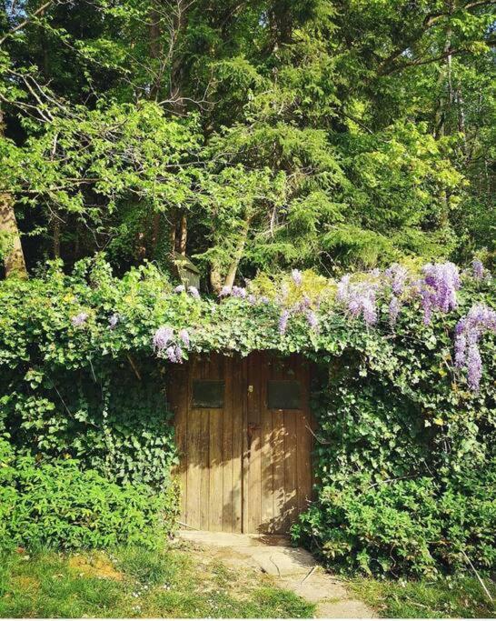 Maison Canadienne Dans La Foret Tourville-sur-Pont-Audemer Exterior foto
